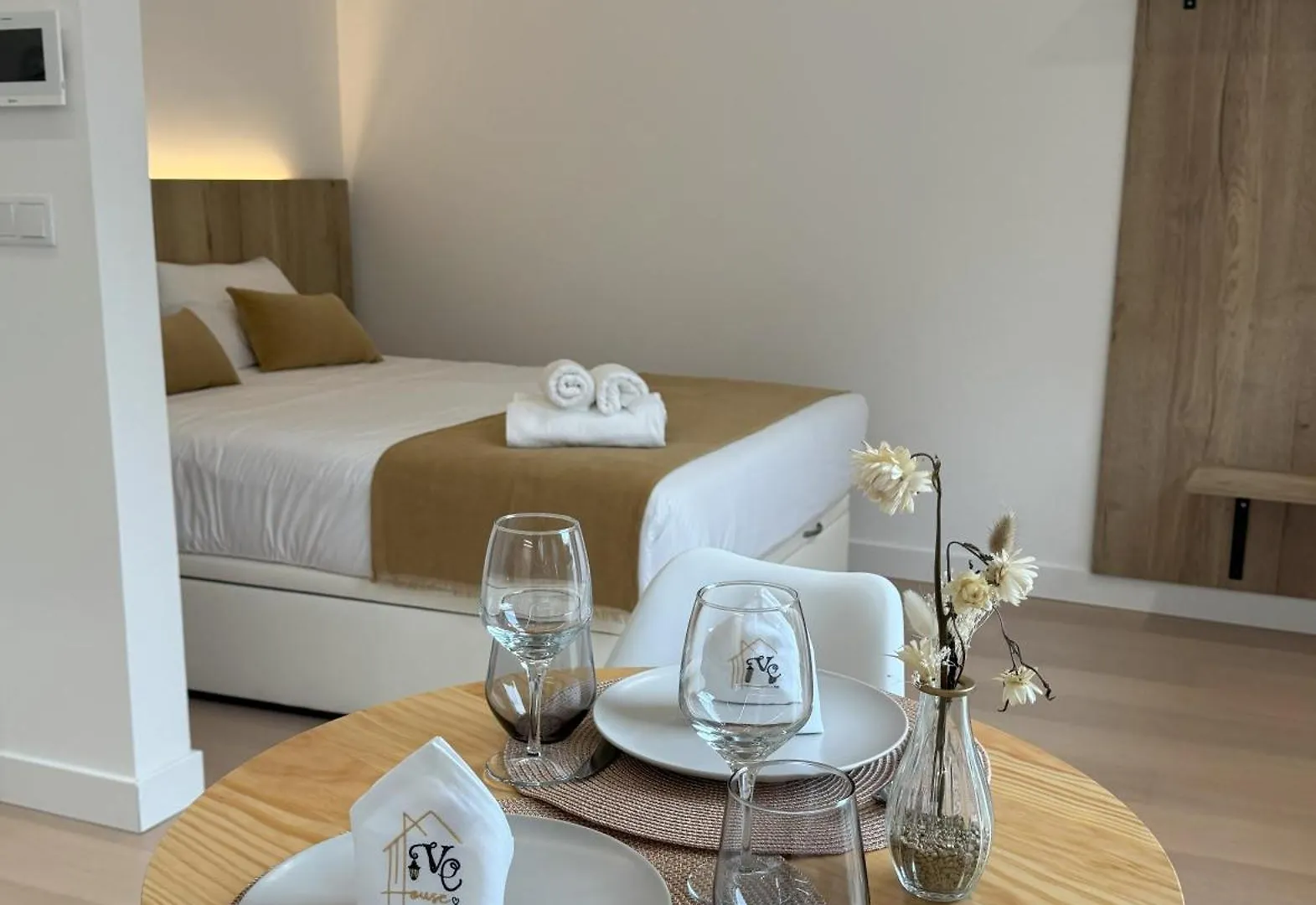 Vc House Estudios, Κοΐμπρα